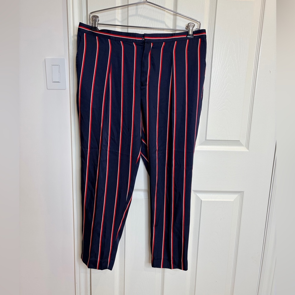 Lauren Ralph Lauren pinstriped lounge pants - Picture 2 of 9